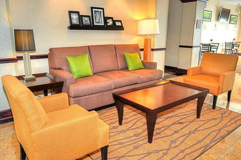 Comfort Inn Emporia Exterior foto
